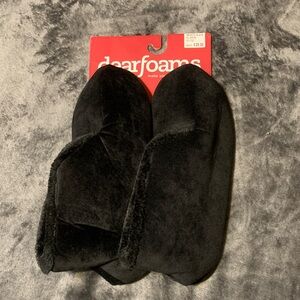 DEARFOAMS- Woman’s Black Plush Slip-On Slippers (XL)